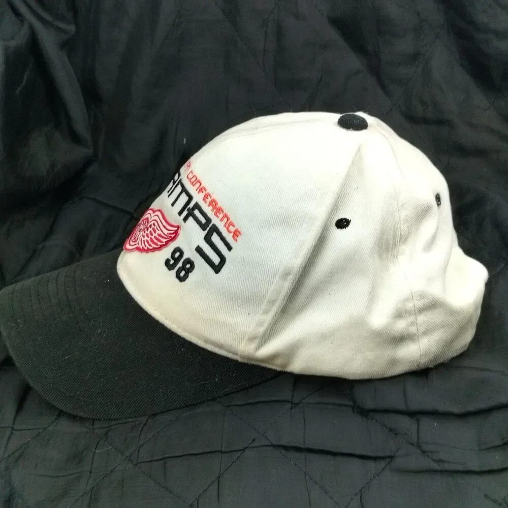 Detroit Red Wings Hat Starter Snapback Men's White Black 1998 Western Champs NHL